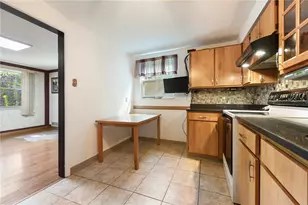 3931 Boulevard Dr, Pittsburgh, PA 15217 - Photo 15