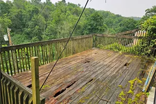 826 Parkwood Rd, Pittsburgh, PA 15210 - Photo 33