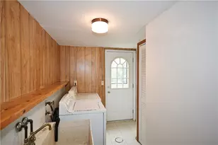 371 Chess St, Bridgeville, PA 15017 - Photo 9