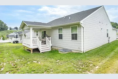 329 Nelson Dr, Monroeville, PA 15146 - Photo 3