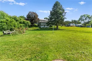 224 East End, Bullskin Township, PA 15425 - Photo 7