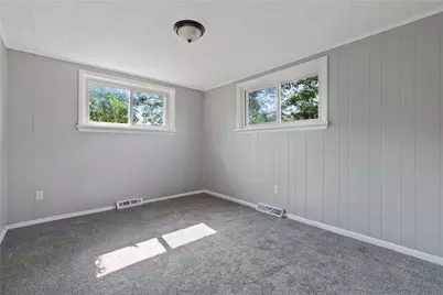 224 East End, Bullskin Township, PA 15425 - Photo 15