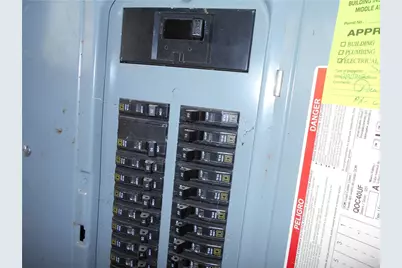 321 E 4th St, Derry Township, PA 15627 - Photo 21