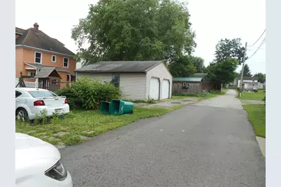 321 E 4th St, Derry Township, PA 15627 - Photo 17