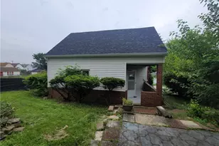 424 Desota St, East McKeesport, PA 15035 - Photo 1