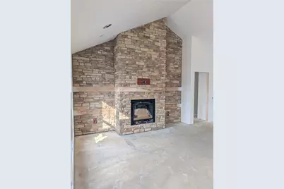 2039 Totteridge Dr, Salem Township, PA 15601 - Photo 3