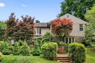 1026 Cambridge St, Harrison Township, PA 15065 - Photo 1