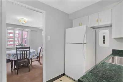 4601 Fifth #626, Pittsburgh, PA 15213 - Photo 7