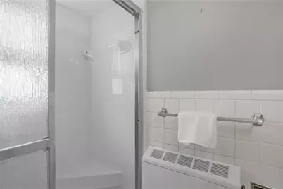 4601 Fifth #626, Pittsburgh, PA 15213 - Photo 19