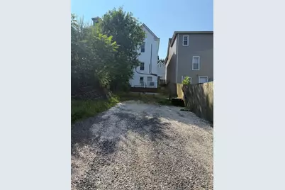 1230 Goe Ave, Pittsburgh, PA 15212 - Photo 17