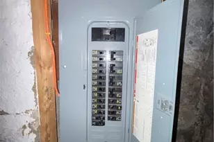 1230 Goe Ave, Pittsburgh, PA 15212 - Photo 15