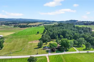 545 Vanderbilt Rd, Dunbar Township, PA 15425 - Photo 7