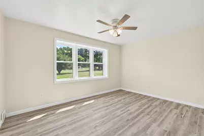 545 Vanderbilt Rd, Connellsville, PA 15425 - Photo 17