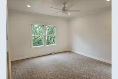 816 S Tenth St, New Stanton, PA 15697 - Photo 17