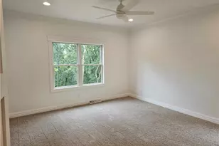 816 S 10th St, New Stanton, PA 15697 - Photo 17