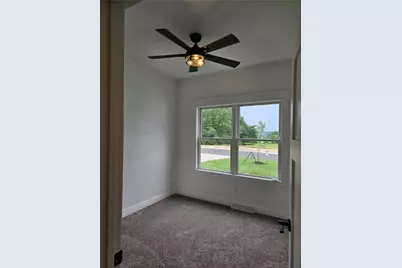 816 S Tenth St, New Stanton, PA 15697 - Photo 13