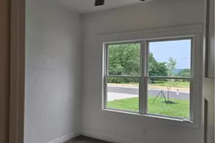 816 S 10th St, New Stanton, PA 15697 - Photo 13