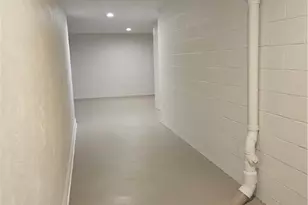 816 S 10th St, New Stanton, PA 15697 - Photo 25