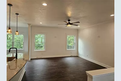 816 S Tenth St, New Stanton, PA 15697 - Photo 7