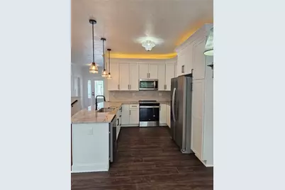 816 S Tenth St, New Stanton, PA 15697 - Photo 3