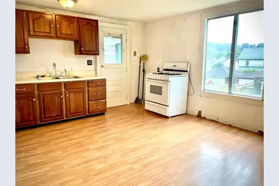 1017 Johnston Ave, Kittanning, PA 16201 - Photo 5
