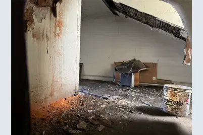 827 Peralta St, Pittsburgh, PA 15212 - Photo 11