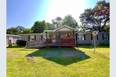 100 Fobes Dr, Hanover Township, PA 15026 - Photo 1
