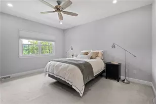 228 Highpointe Dr, Scott Township, PA 15220 - Photo 21