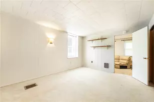 427 Reamer Ave, Carnegie, PA 15106 - Photo 9