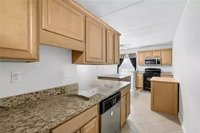 2120 Greentree Rd #610E, Scott Township, PA 15220 - Photo 5