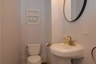 4323 Andover Ter, Pittsburgh, PA 15213 - Photo 17