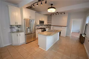 4323 Andover Ter, Pittsburgh, PA 15213 - Photo 9