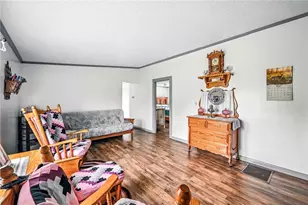 400 Oak Hill Rd, Shenango Township, PA 16159 - Photo 11