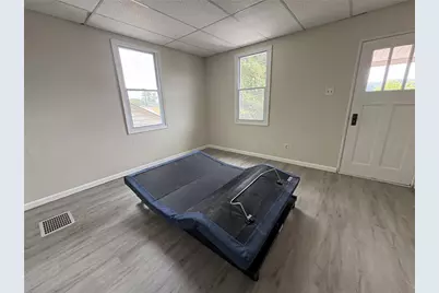 735 1/2 7th Avenue, Coraopolis, PA 15108 - Photo 9