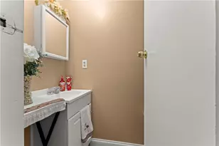 338 Festival Rd, Chartiers, PA 15301 - Photo 9