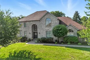 4020 Muirfield Dr, Collier Township, PA 15142 - Photo 1