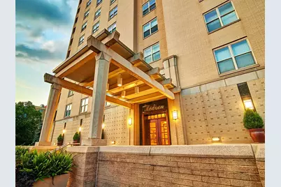 220 N Bellefield #1003, Pittsburgh, PA 15213 - Photo 1