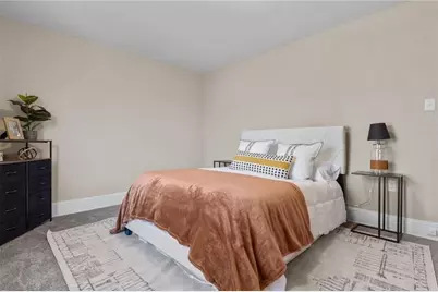 6523 Dean St, Lincoln Larimer, PA 15206 - Photo 7