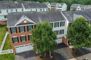 271 Overlook Ct, Robinson Twp, PA 15108 - Photo 3