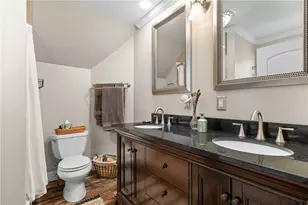 115 W Grandview Ave, Zelienople, PA 16063 - Photo 17