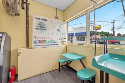 1 Dewey St, Etna, PA 15223 - Photo 7