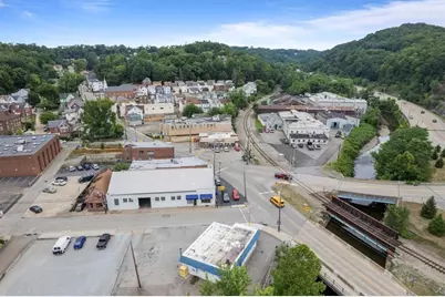 1 Dewey St, Etna, PA 15223 - Photo 27