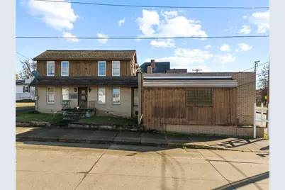 422 6th St, Monessen, PA 15062 - Photo 1
