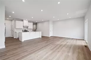 5006 Wellington Ct, Penn Twp, PA 15644 - Photo 5