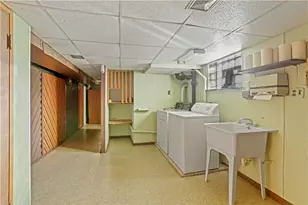 1027 Glass Run Rd, Pittsburgh, PA 15236 - Photo 19