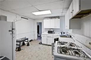 525 Larimer Ave, Turtle Creek, PA 15145 - Photo 7