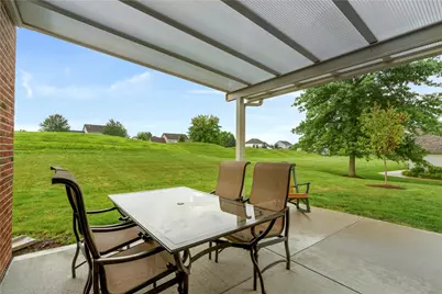 1053 Carriage Ln, Clinton Township, PA 16056 - Photo 5