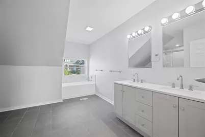 1032 Haslage Ave, Spring Hill, PA 15212 - Photo 3