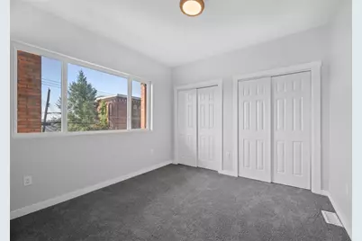 1032 Haslage Ave, Spring Hill, PA 15212 - Photo 9