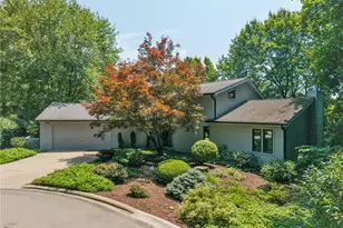 5 Devon Ln, Pittsburgh, PA 15202 - Photo 1